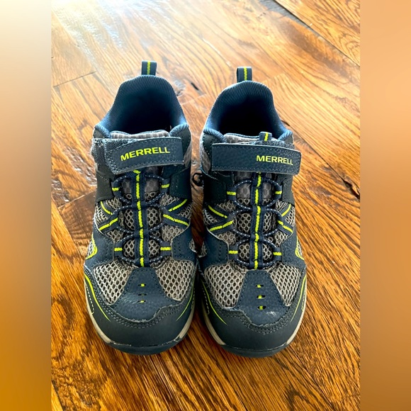 Merrell Other - Merrell blue Unisex kids boys Trail Chaser Hiking Sneaker size 3